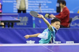 嘴哥更新ins：与鲨鱼同游